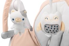 Дитячий стільчик для годування Caretero Indigo Powder Pink